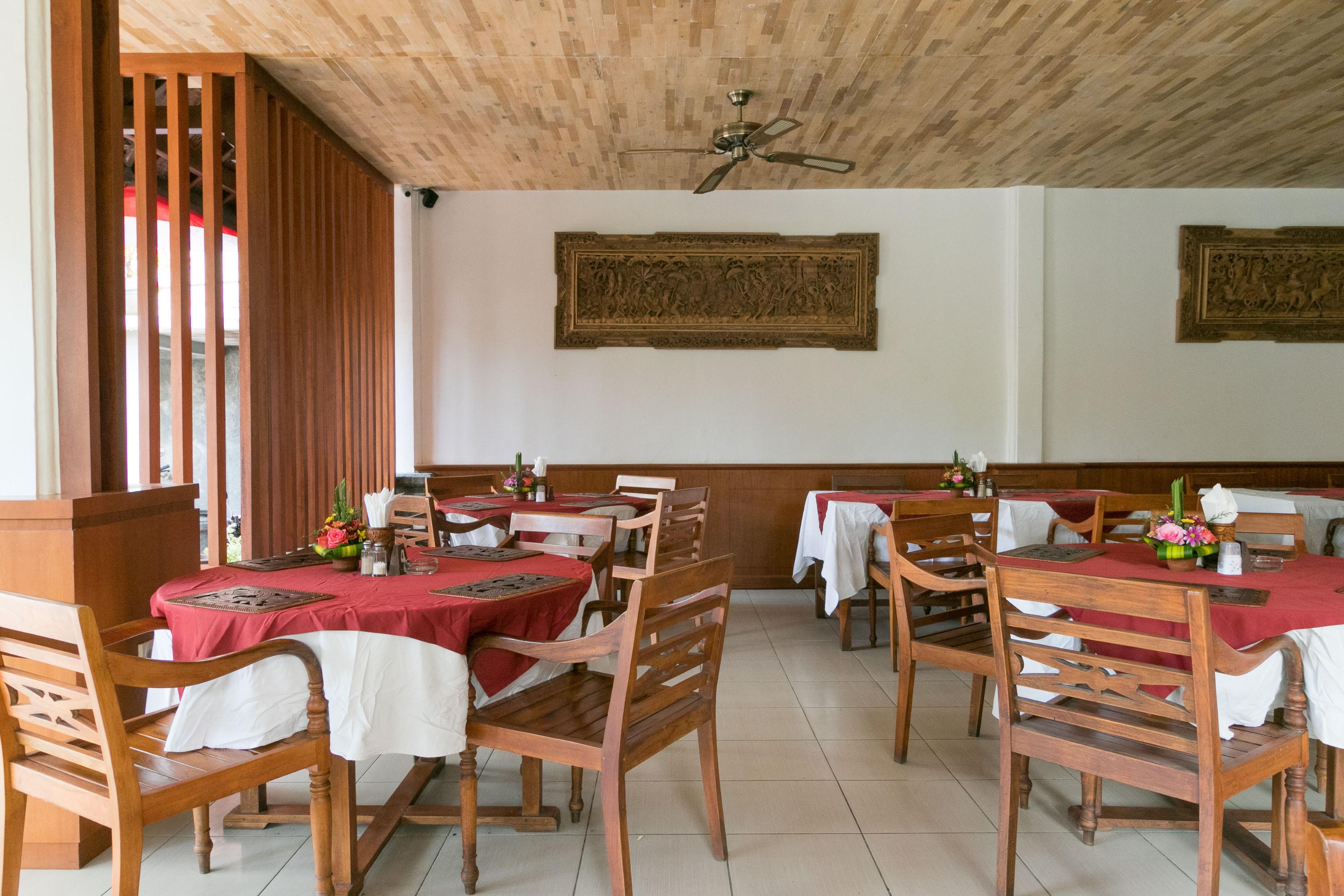 Hotel Sinar Bali Legian Esterno foto