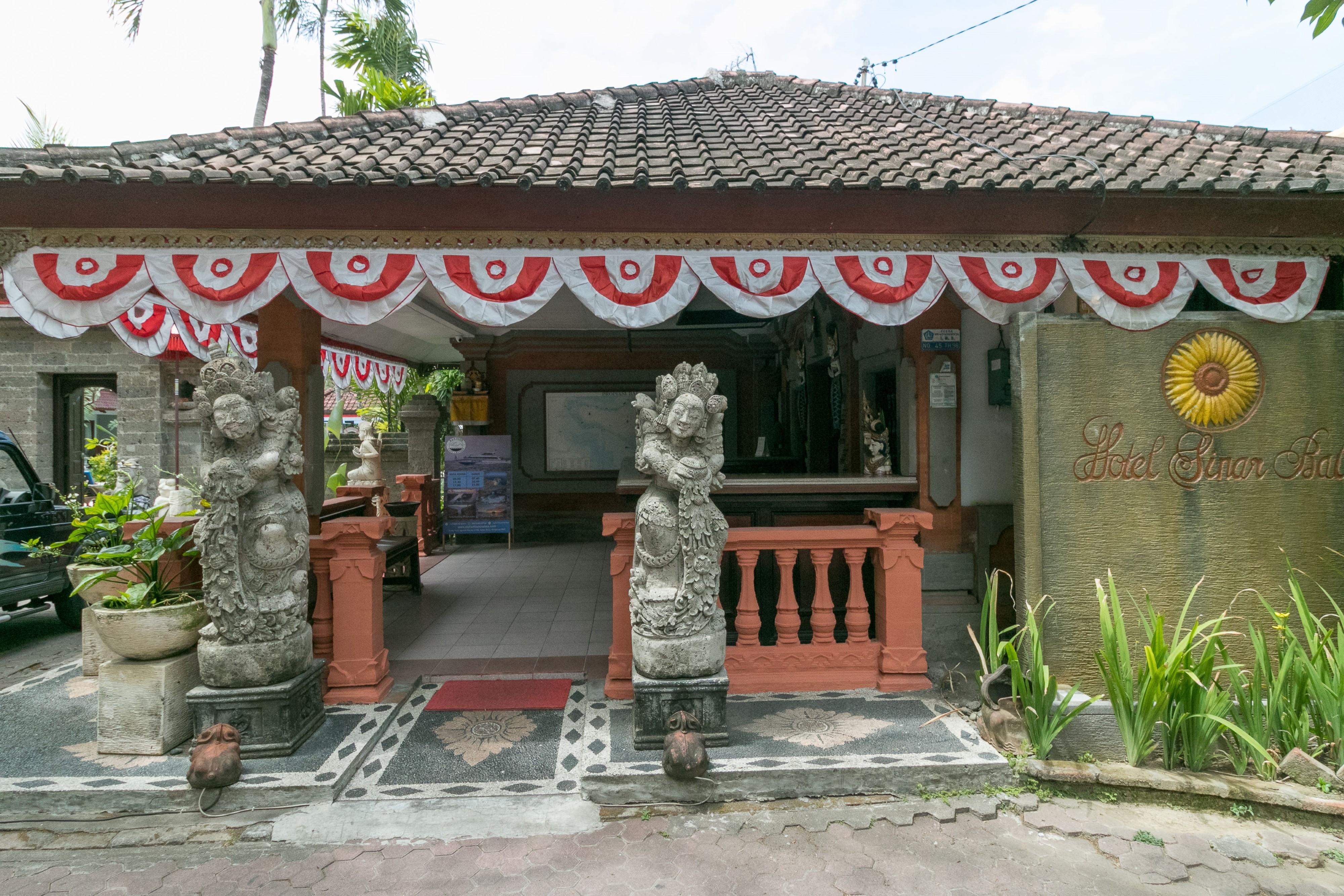 Hotel Sinar Bali Legian Esterno foto