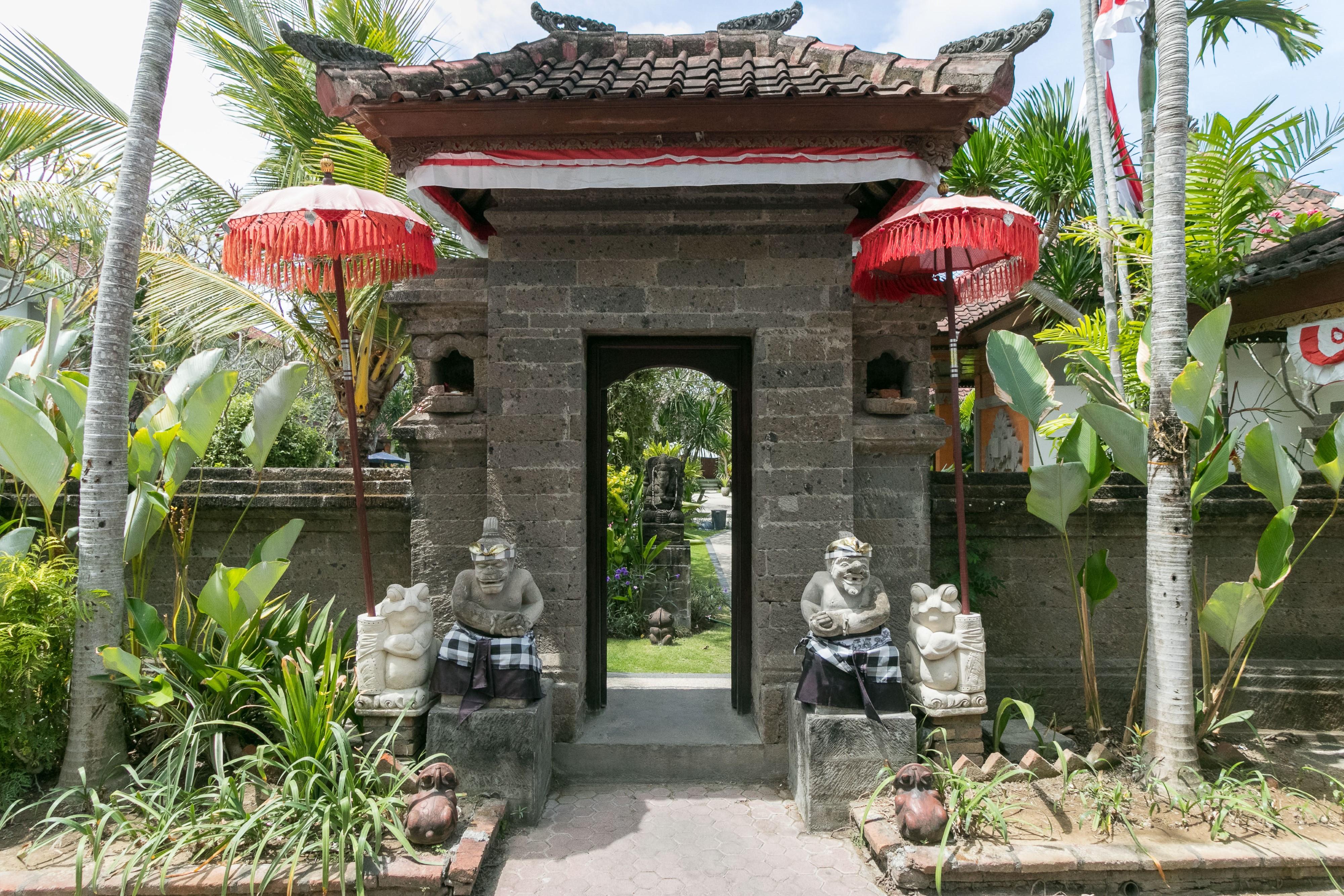 Hotel Sinar Bali Legian Esterno foto