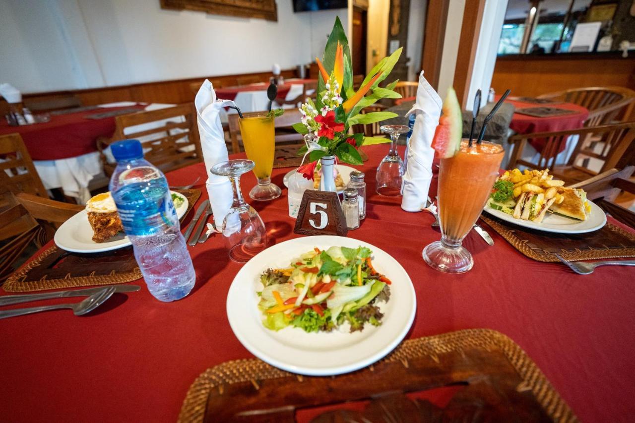 Hotel Sinar Bali Legian Esterno foto