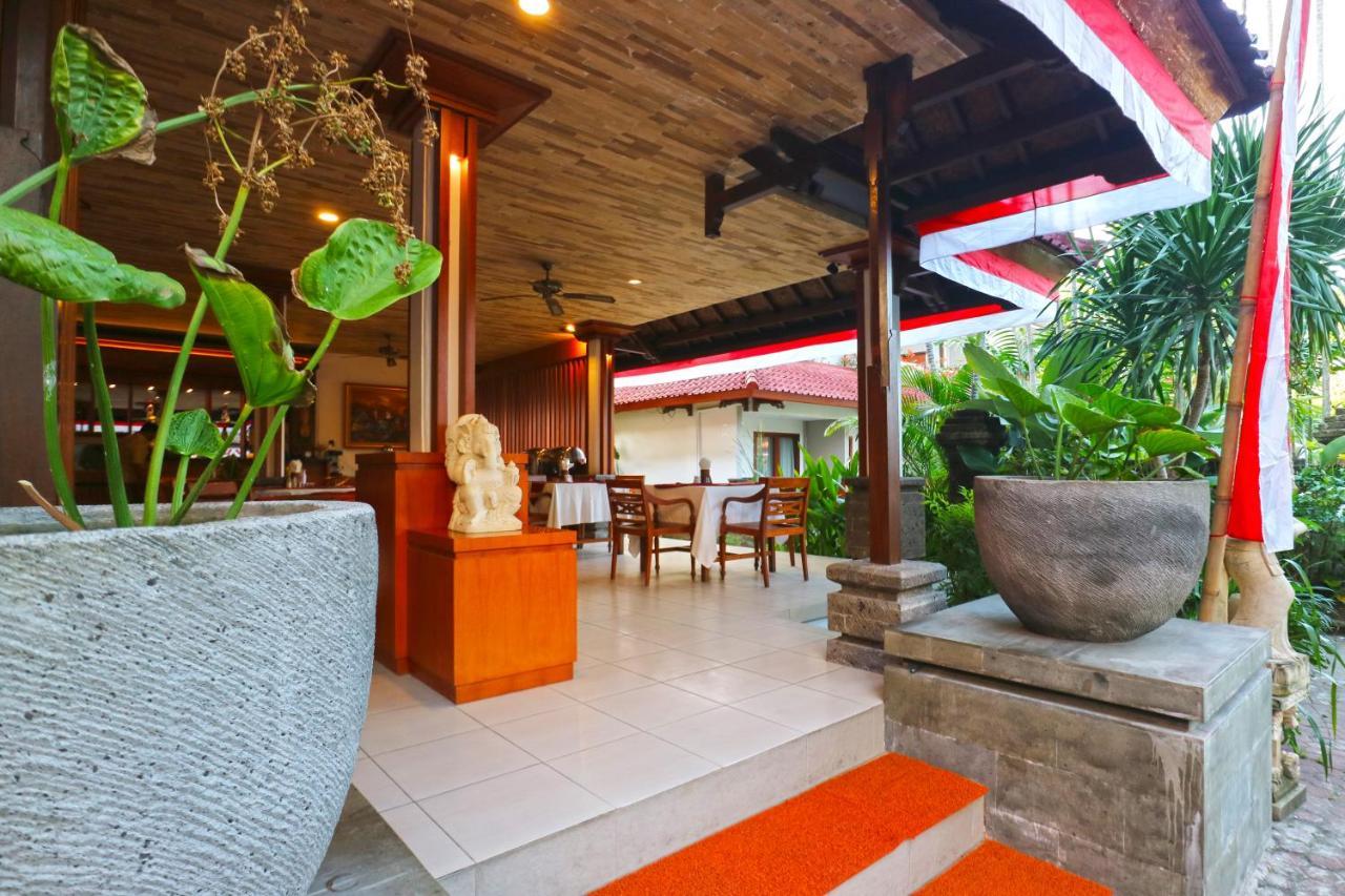 Hotel Sinar Bali Legian Esterno foto