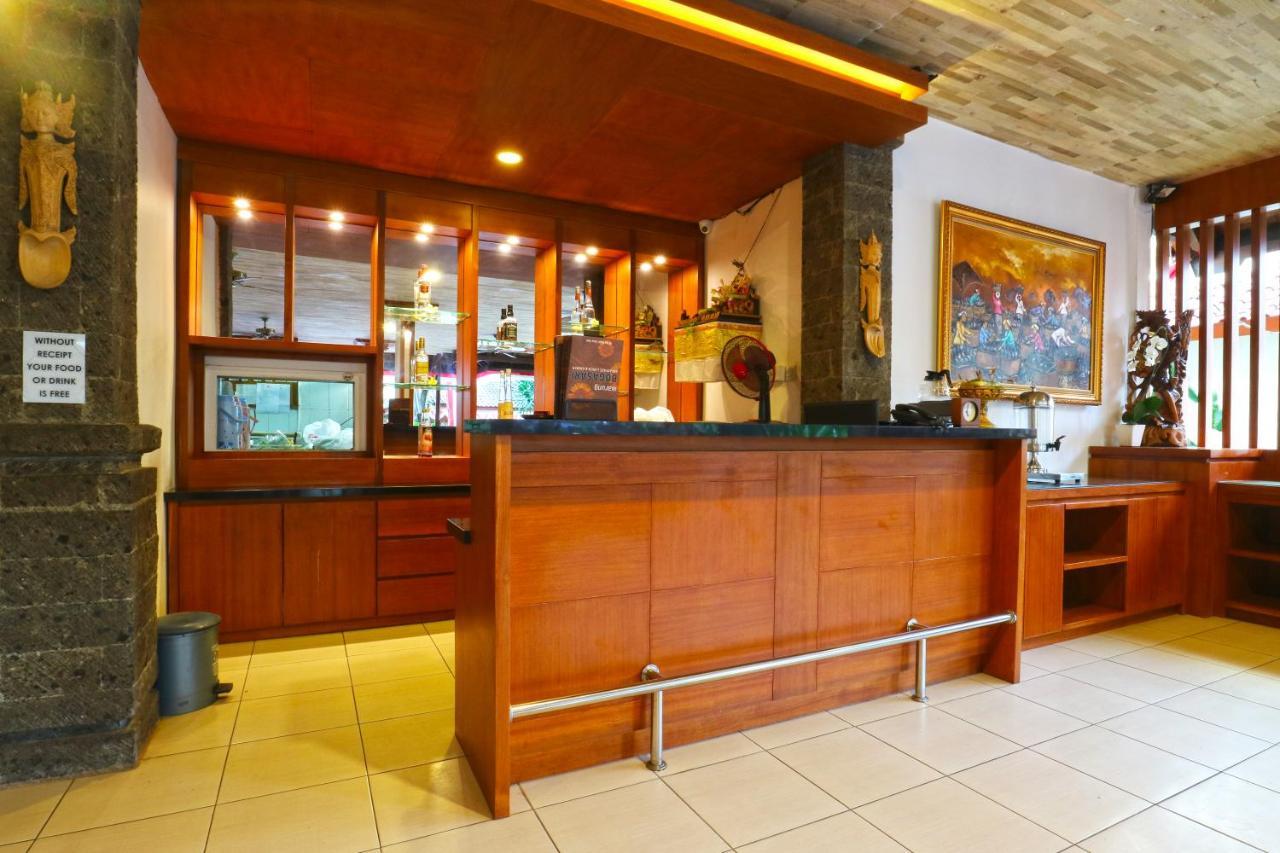 Hotel Sinar Bali Legian Esterno foto